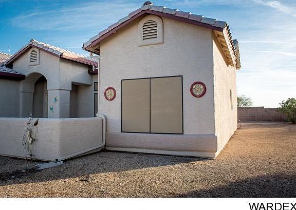 5th image of 2365 Bluebird Ln