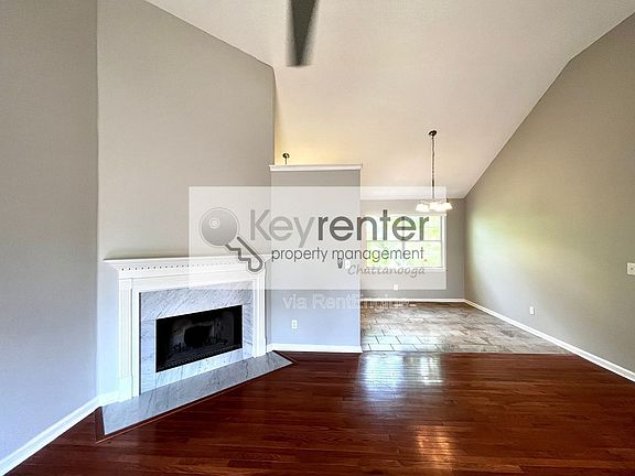 5th image of 4108 Lost Oaks Dr