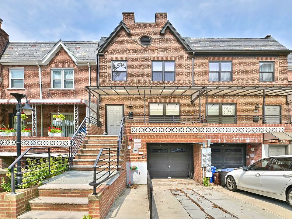 1st image of 4840 42nd St