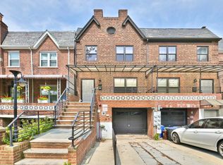 4840 42nd St, Sunnyside, NY 11104
