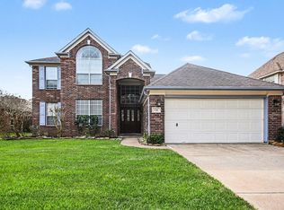 54 Parsley Ct, Lake Jackson, TX 77566