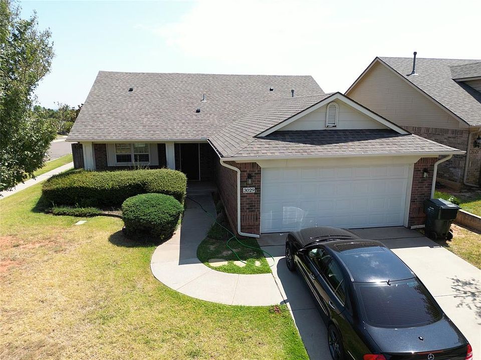 1st image of 3029 Yosemite Dr