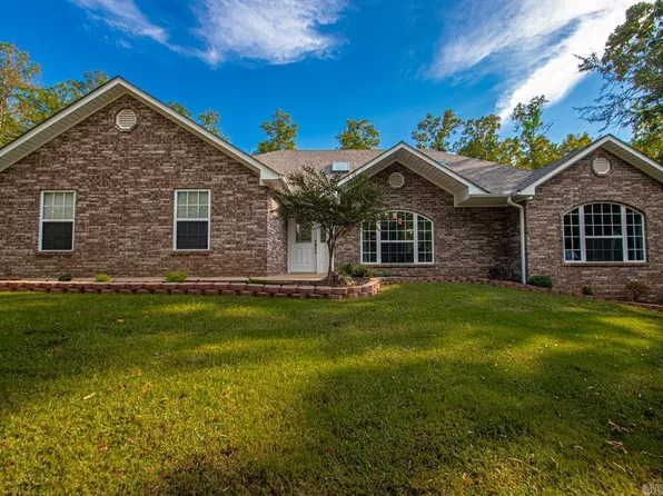 435 Coachlight Rd, Hot Springs, AR 71913