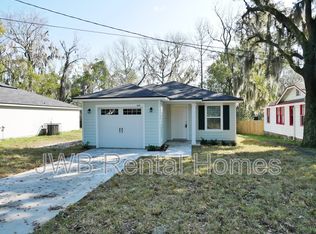 6645 Vermillion St, Jacksonville, FL 32208