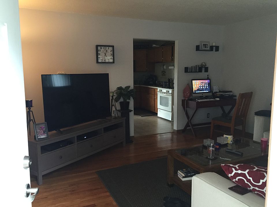 1st image of 1311 Baker Dr