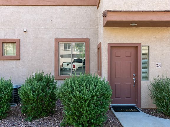2nd image of 42424 N Gavilan Peak Pkwy Unit 33206