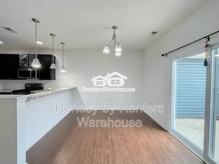 1713 Dresdon Ln — Photo 25