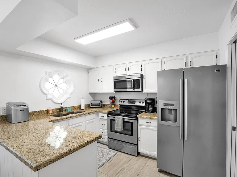 6349 N 78th St #97 — Photo 16