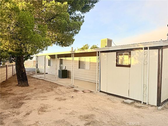 3rd image of 16445 Wimbleton Ct