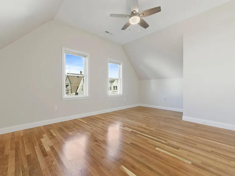 3 Benson St #1 — Photo 10
