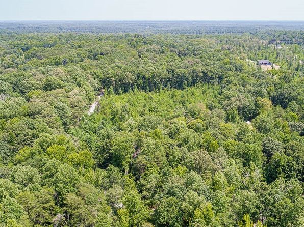 2 Chimney Springs Dr, Goochland, VA 23063