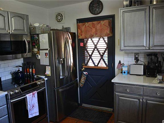 3rd image of 30 Vista Ln