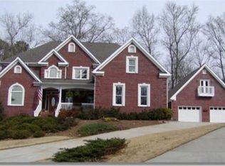 5108 Woodfall Dr, Lilburn, GA 30047