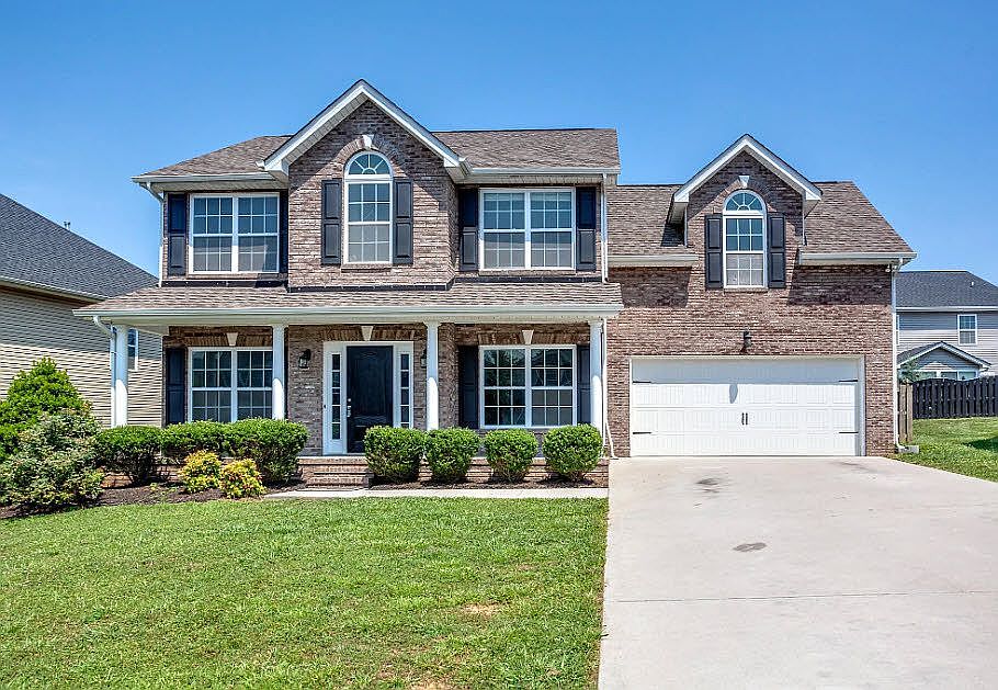 2nd image of 1513 Chariot Ln
