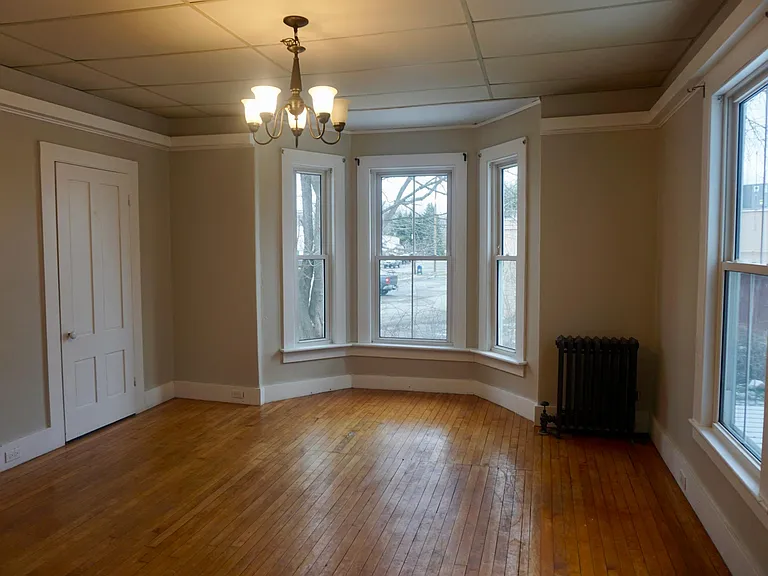 678A Maplewood Ave — Photo 18
