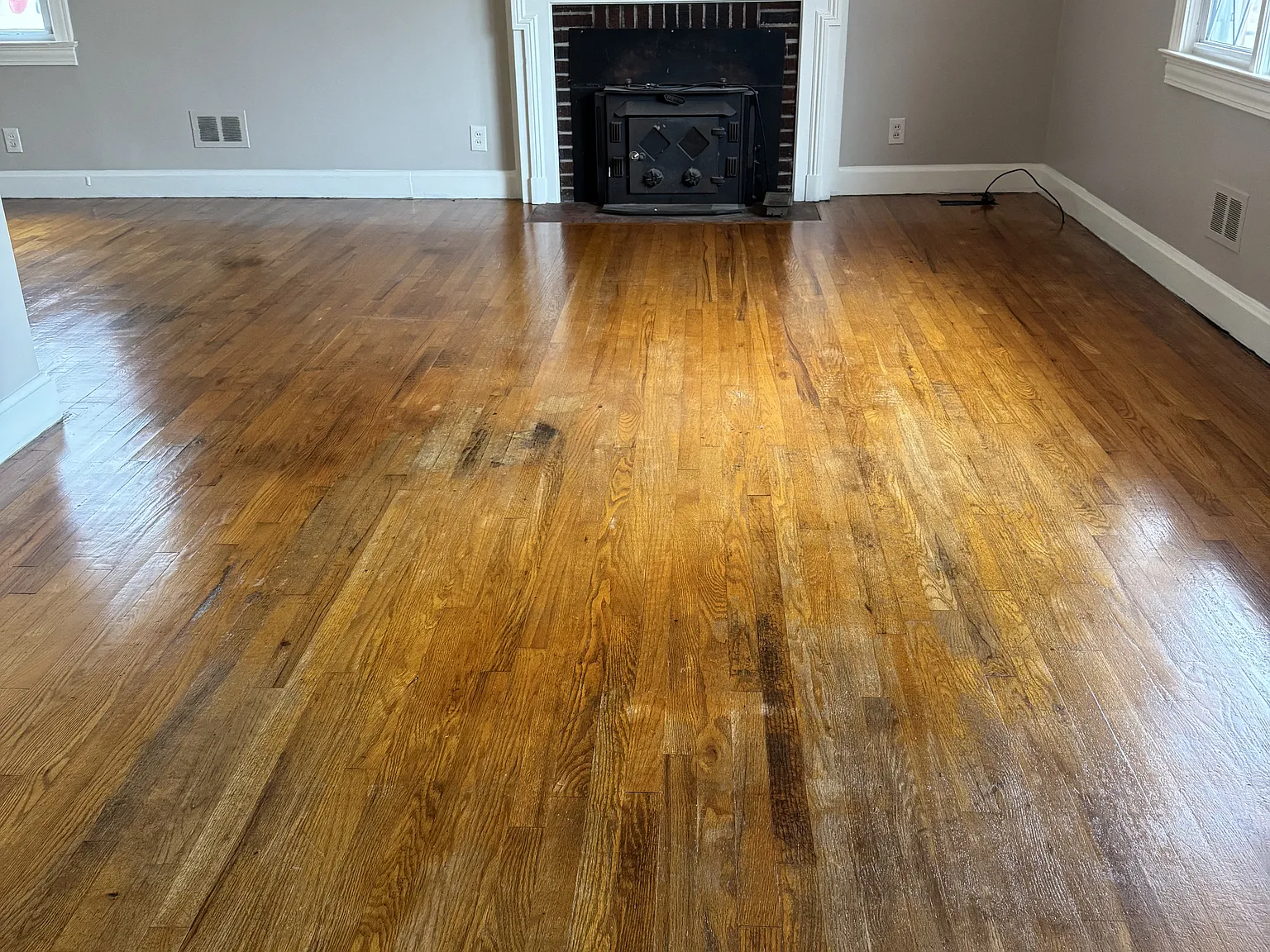 230 Elaine Avenue — Photo 3