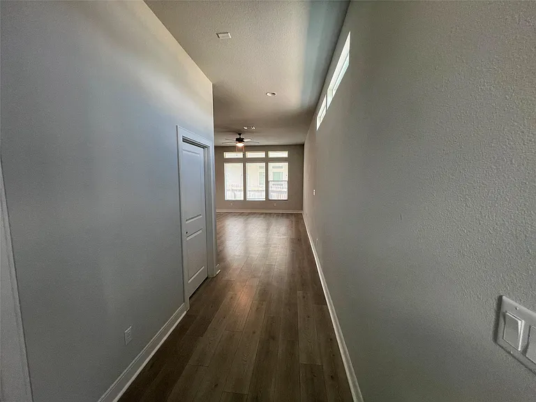 2211 Vino Dulce Dr — Photo 3