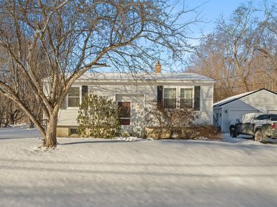 19 Cross Street, Hampden, ME, 04444