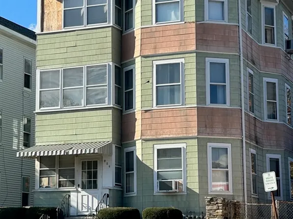 484 Park Ave, Worcester, MA 01610