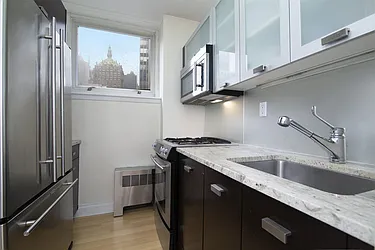 Rented by Avi Nash Associates