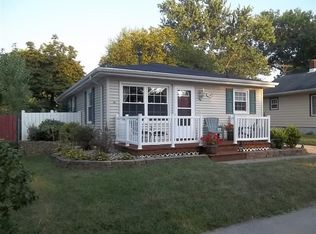 140 Harding Ave, Trail Creek, IN 46360