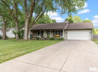 63 Walnut Valley Dr, Springfield, IL 62707