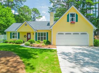 1276 Oak Rd SW, Lilburn, GA 30047