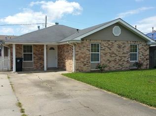 2816 Earl Dr, Meraux, LA 70075