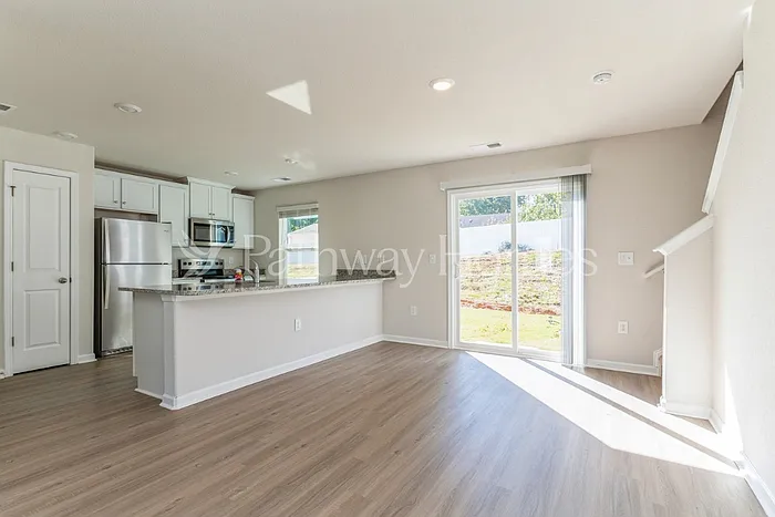 6316 Lowe Ln — Photo 6