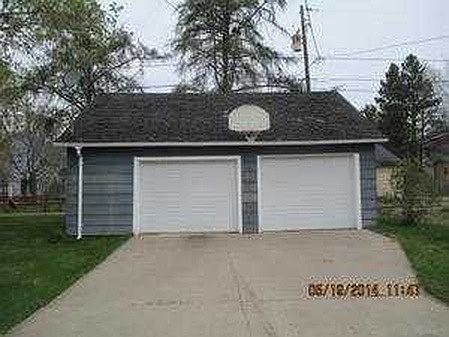 4th image of 718 Humboldt Ave