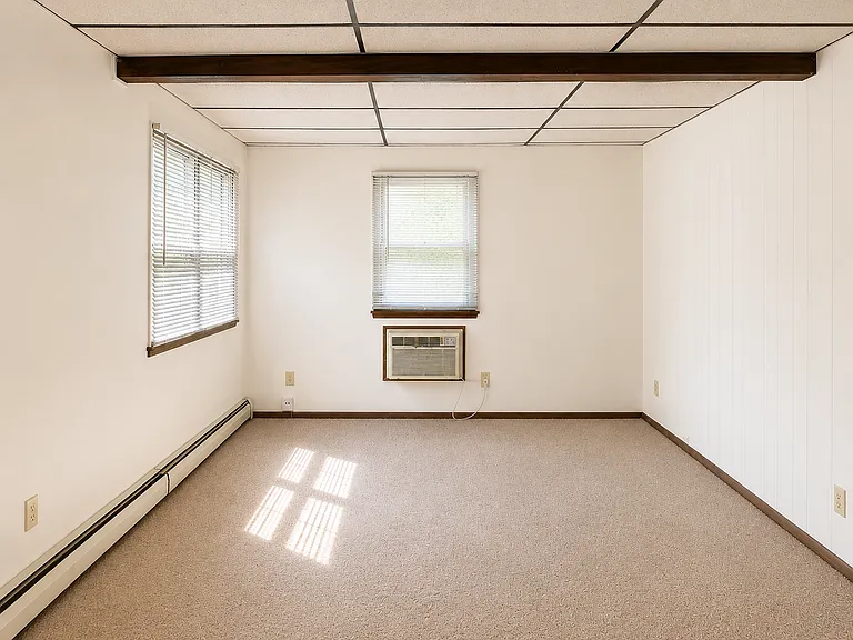 Freedom Park Apartments — Photo 11