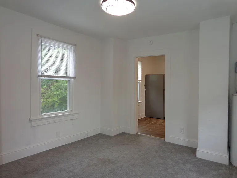 2318 Lansing Ave — Photo 3