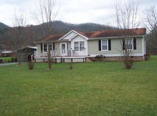 175 Collins Dr, Mountain City, TN 37683