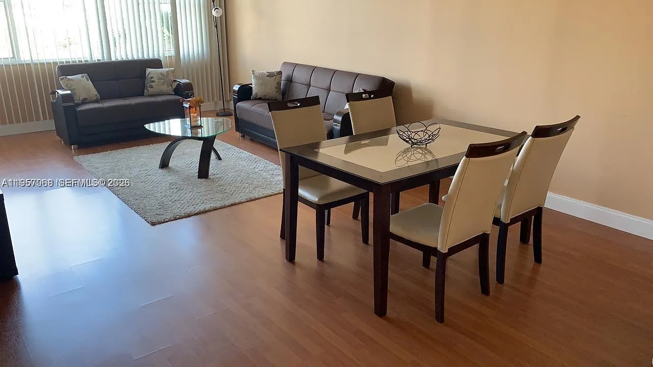 Parker Dorado Condo — Photo 1