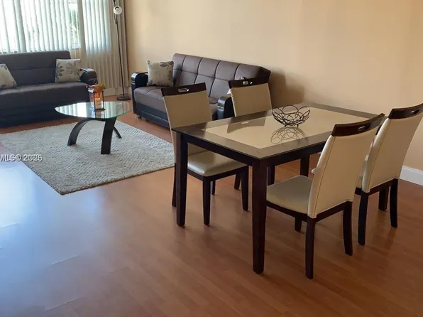 3180 S Ocean Dr APT 318, Hallandale, FL 33009
