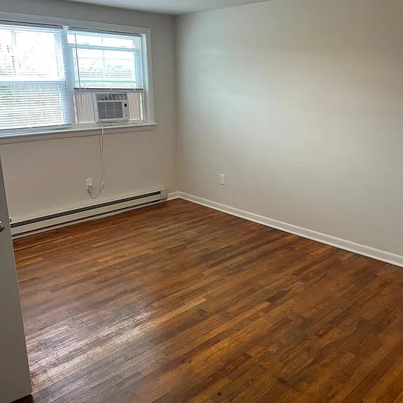 156 Tower Cir #2 — Photo 3