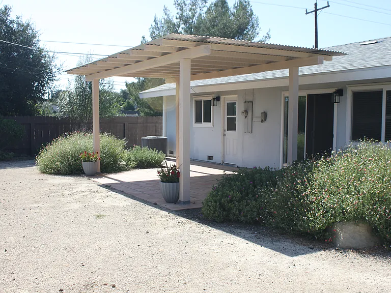 3610 Cerrito St — Photo 64