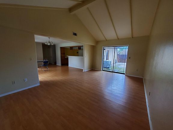 3rd image of 1705 E 126th St