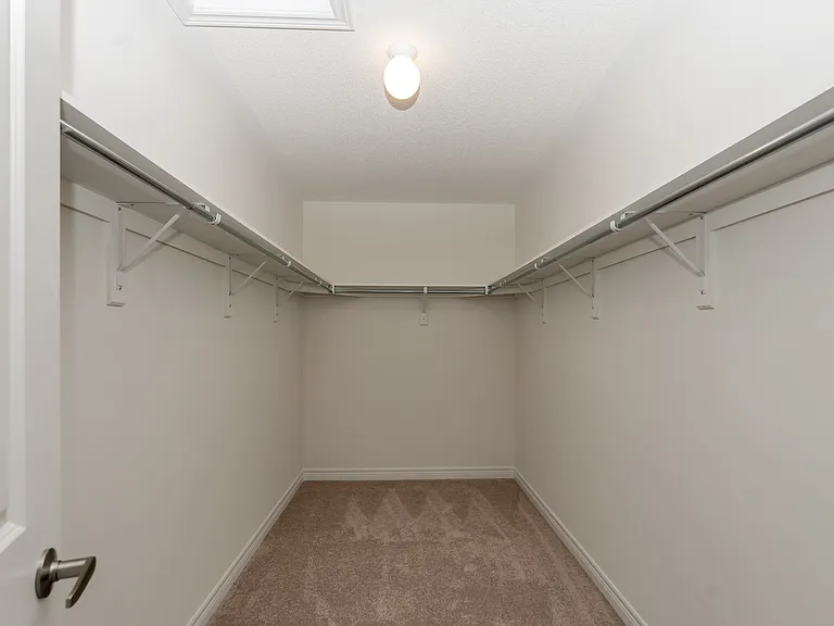 1494 Davis Loop — Photo 38