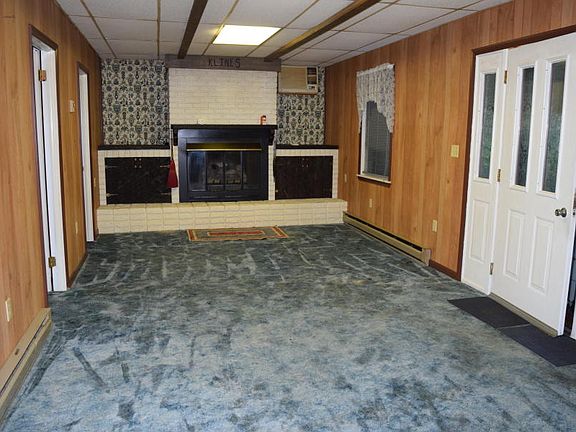 Gas fireplace, side door access