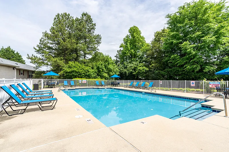 River Birch at Town Center Apartments — Photo 1