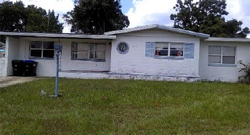1st image of 2917 Greenleaf Dr