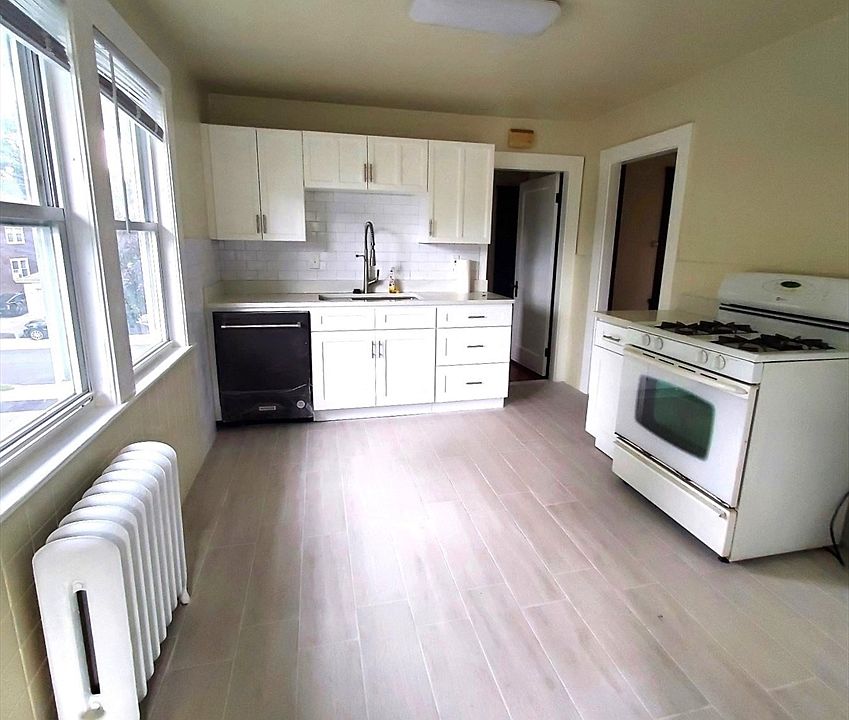 4 Lafayette St Quincy MA Zillow