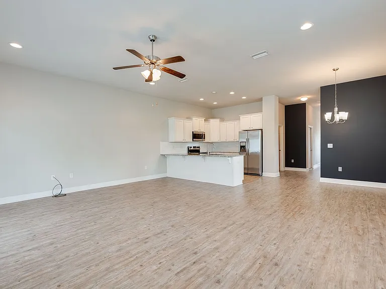 116 Fossil Falls Ln — Photo 9