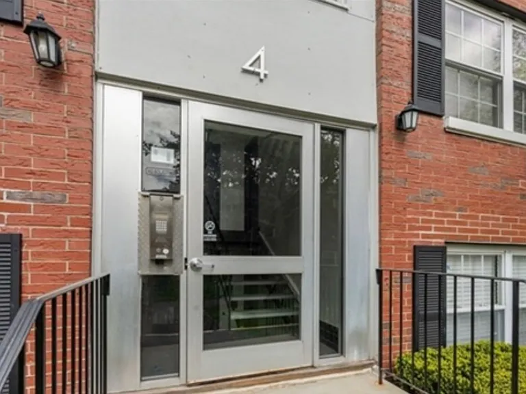 4 Tara Dr #12 — Photo 7