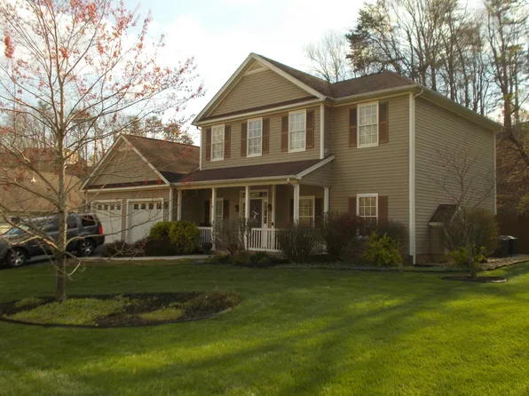 1237 Coronado Dr, Salem, VA 24153