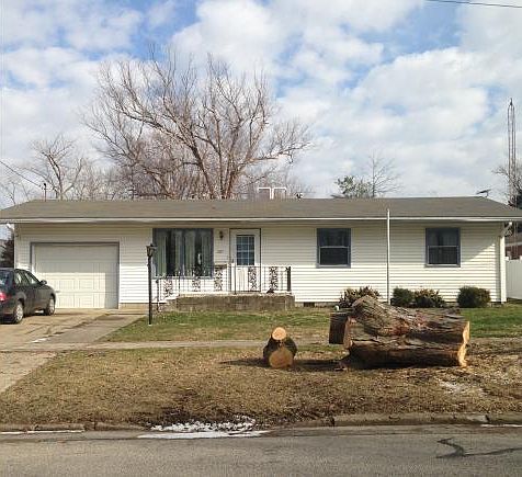 2nd image of 307 N 6th St