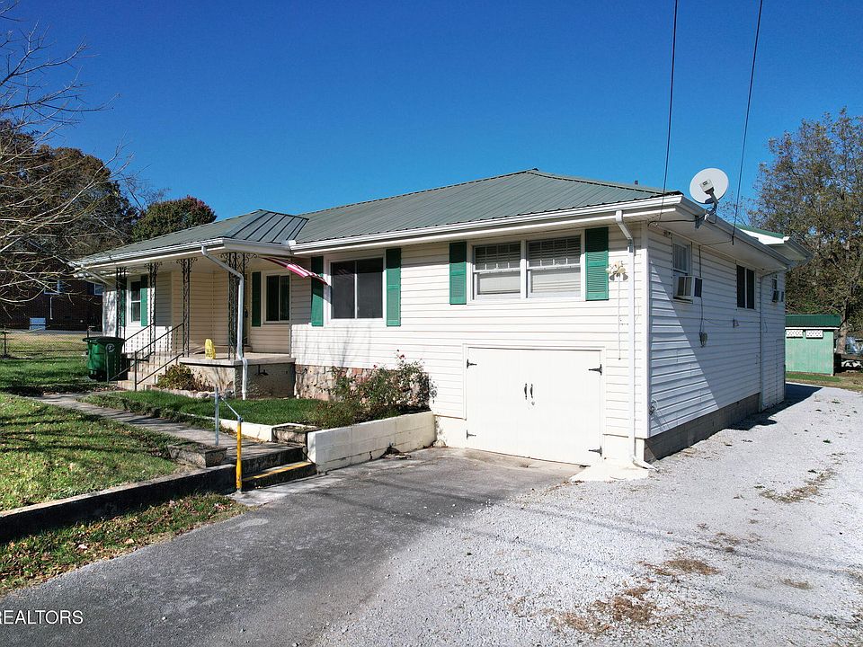 1st image of 3453 Bennett Rd