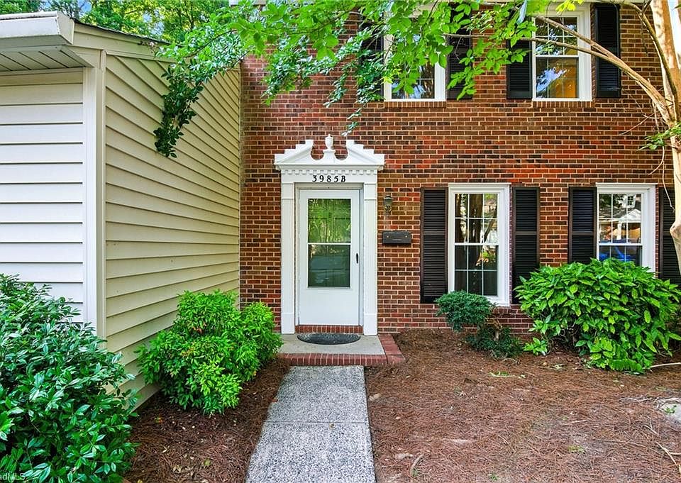 1st image of 3985 Valley Ct Unit B
