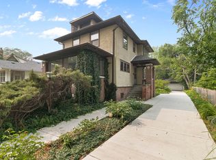 316 Gage Rd, Riverside, IL 60546